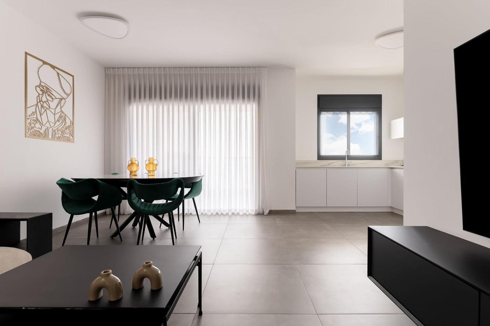 Stunning And Spacious In Kiryat Ata Qiryat Ata Eksteriør bilde